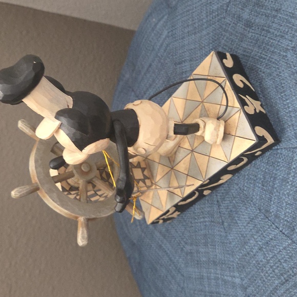 Steamboat Willie Jim shore figure - Picture 2 of 4